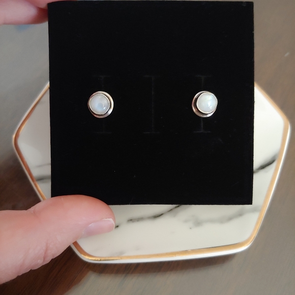 Opal Earrings (Studs) - Picture 4 of 4